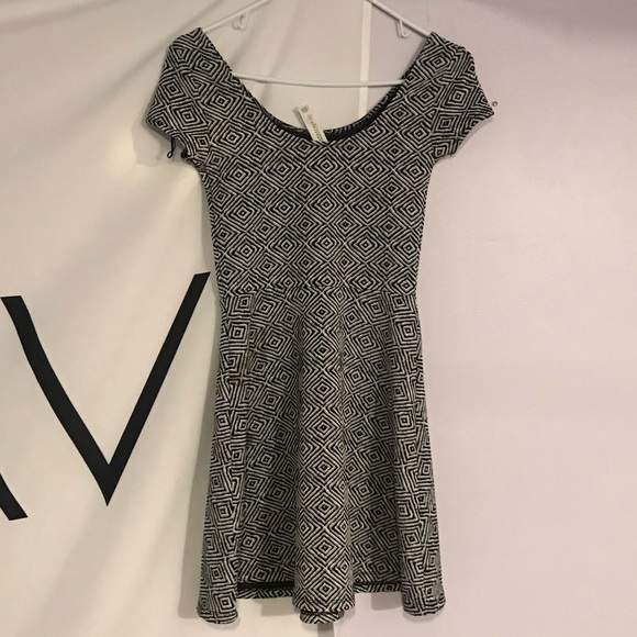 Aeropostale Skater Dress - Picture 1 of 3